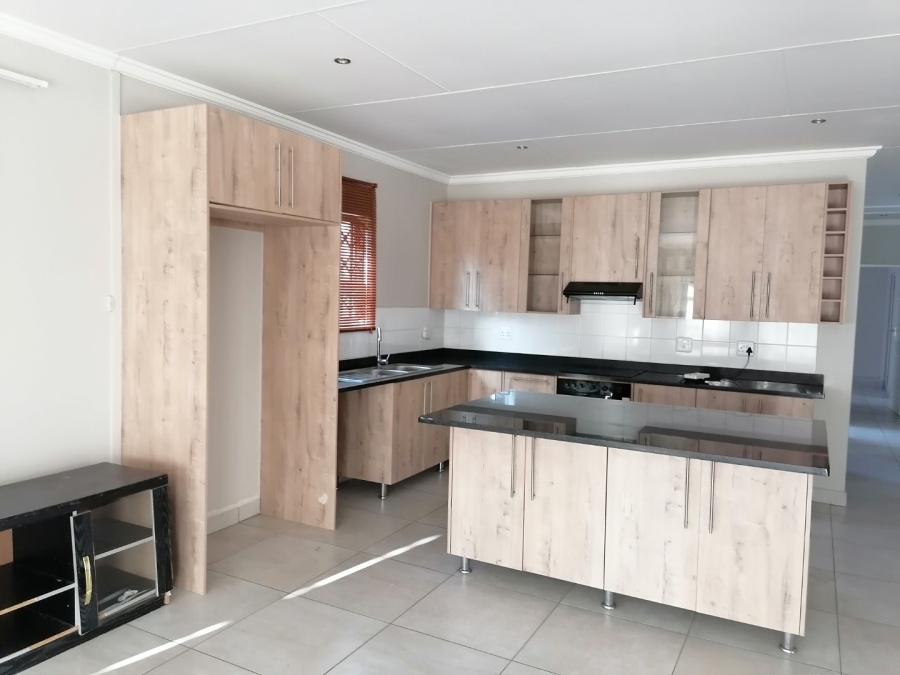 4 Bedroom Property for Sale in Bloemspruit Free State